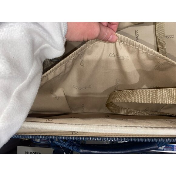 Vintage Valoroso Navy Rolling Suitcase with Brass Hardware – Classic Pilot Style - Picture 7 of 14